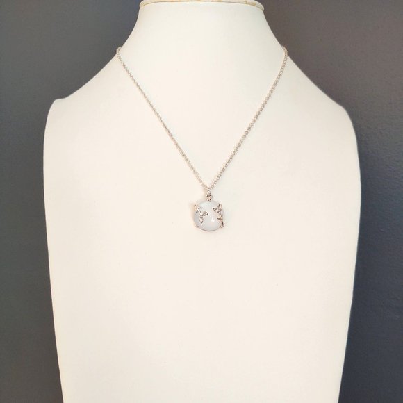 Avon NRT Moonstone pendant necklace with cz accent - Picture 2 of 11